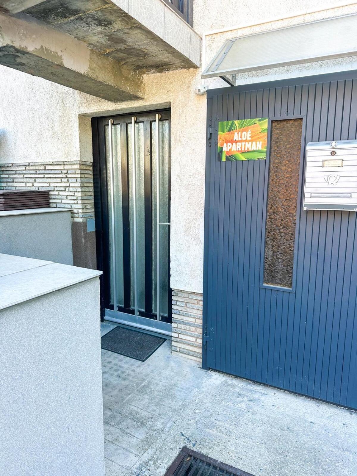Aloe Apartman Шопрон Екстер'єр фото